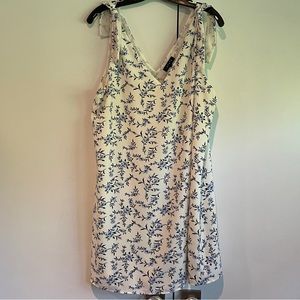 1 State Floral Blue White Mini Dress XL V Neck Tie Shoulder